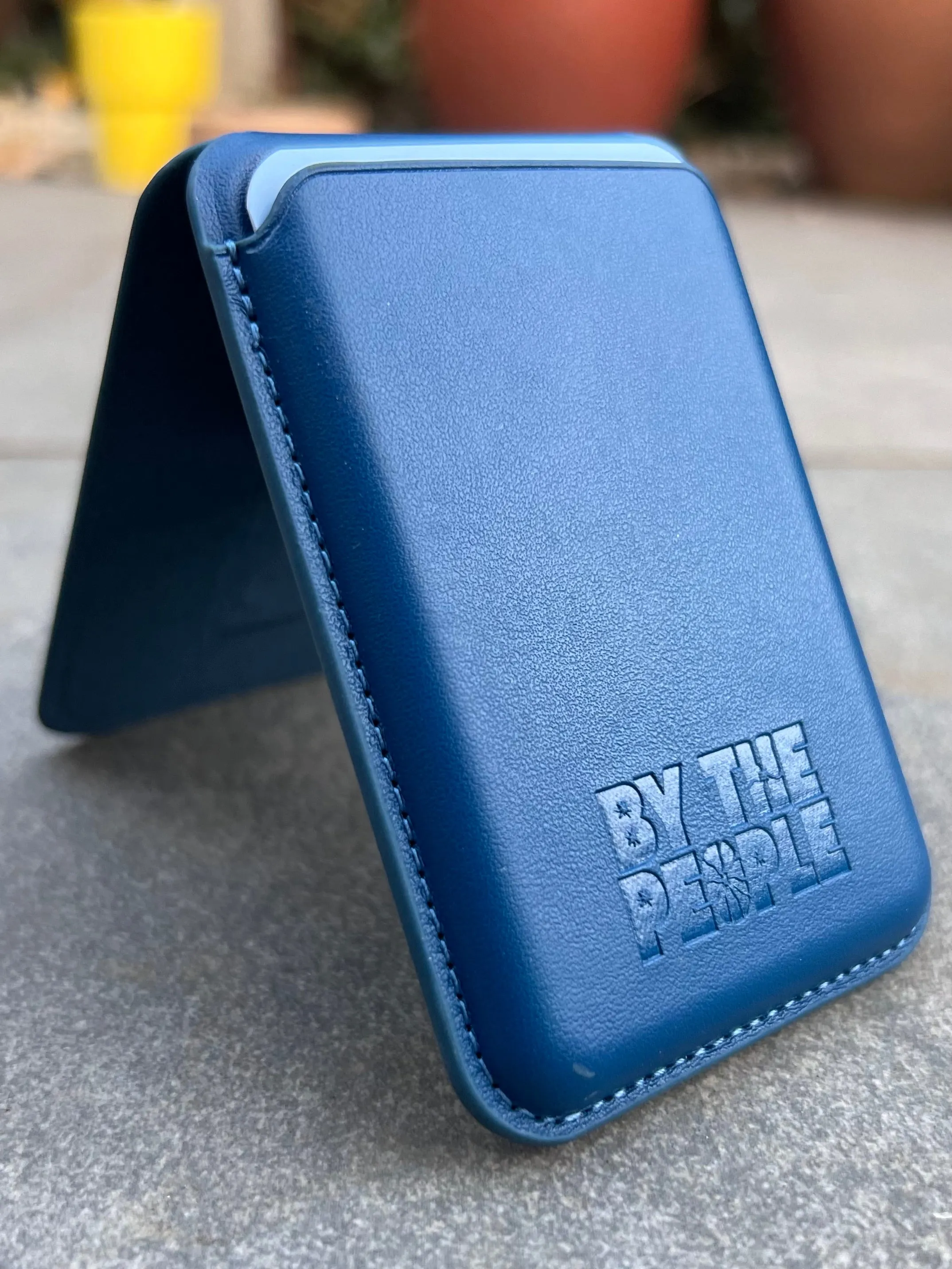 Protective Finish Flexible Detail MagSafe Phone Stand & Wallet