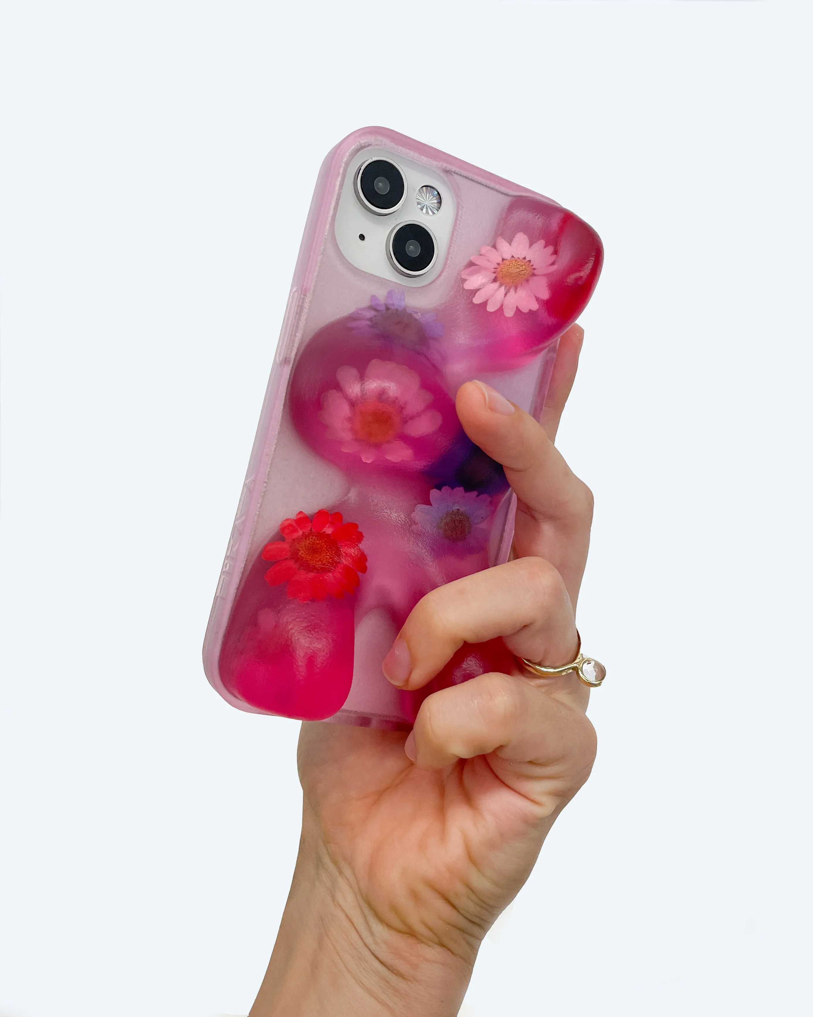 Light Texture Fit Ishi Phone Case in Strawberry Flower Comfort Fit Edge