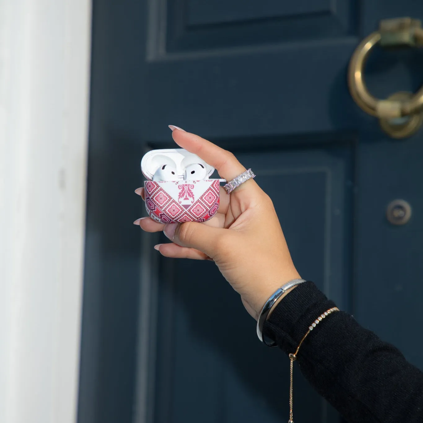 Travel Companion metal frame Tatreez Airpods Case Cover