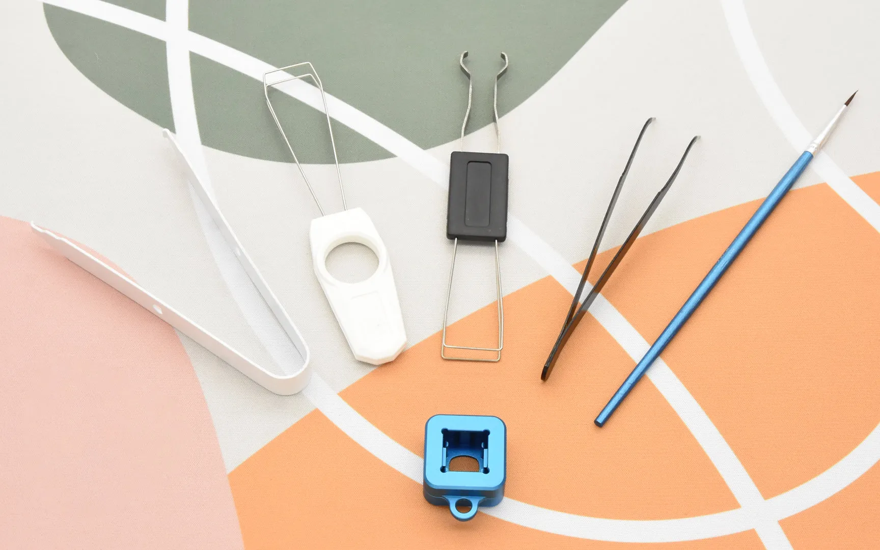 STARTER KIT Fast Response Mechanical Desk Essentials